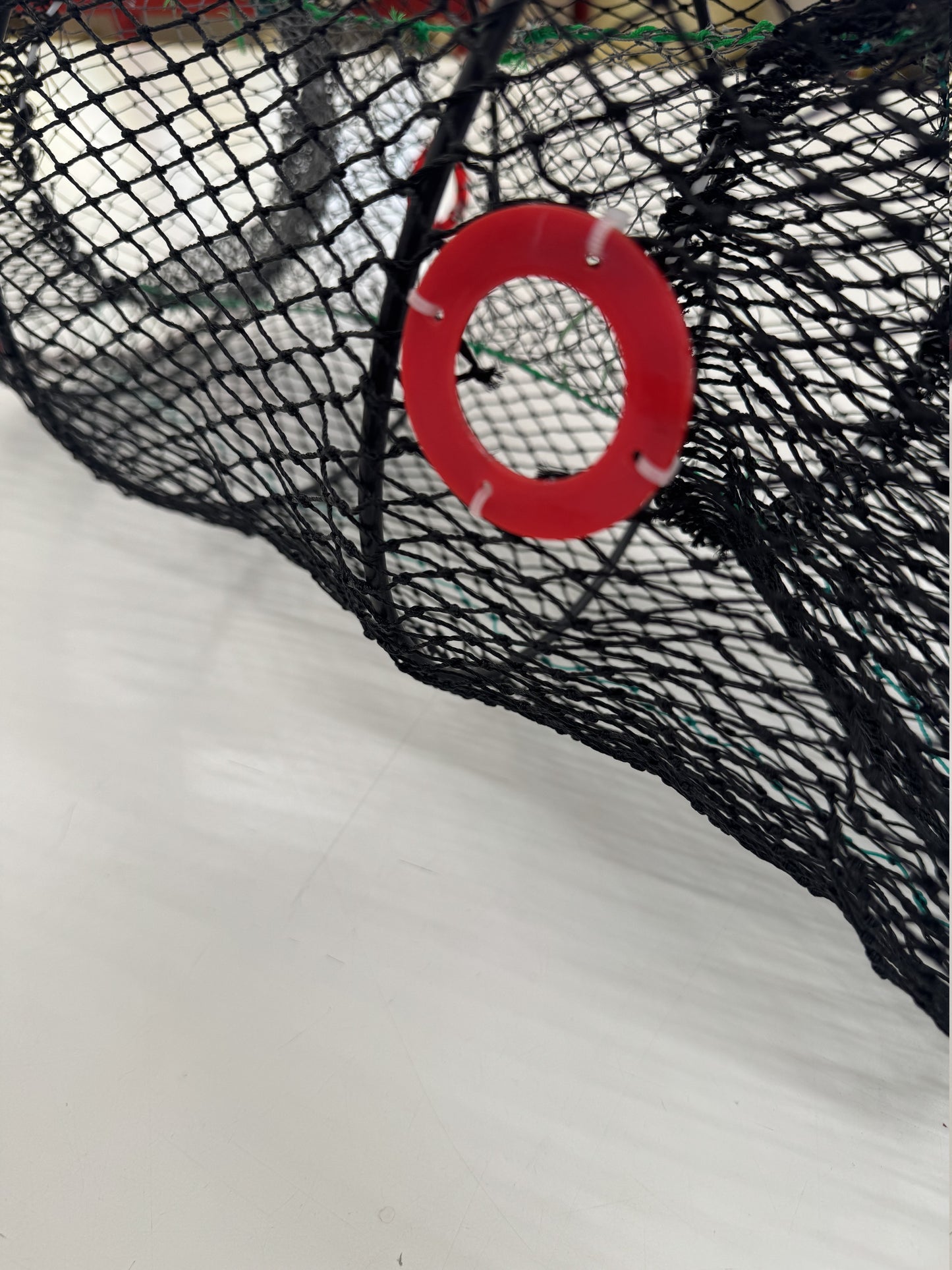 Ullersundsburen flyktöppningar i plast.