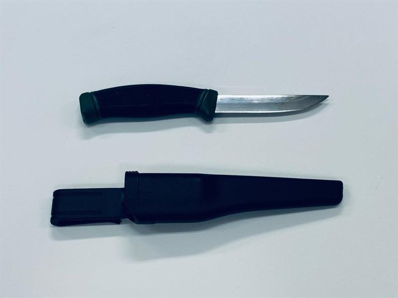 Hunting knife